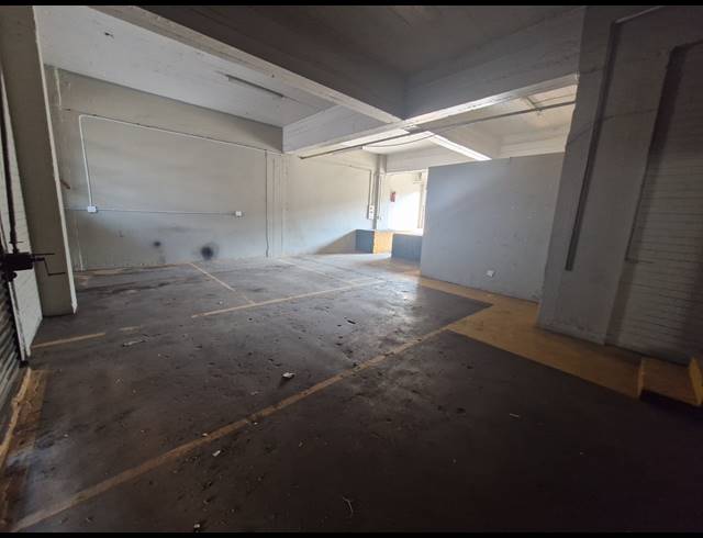 133M² WAREHOUSE TO LET IN DENVER